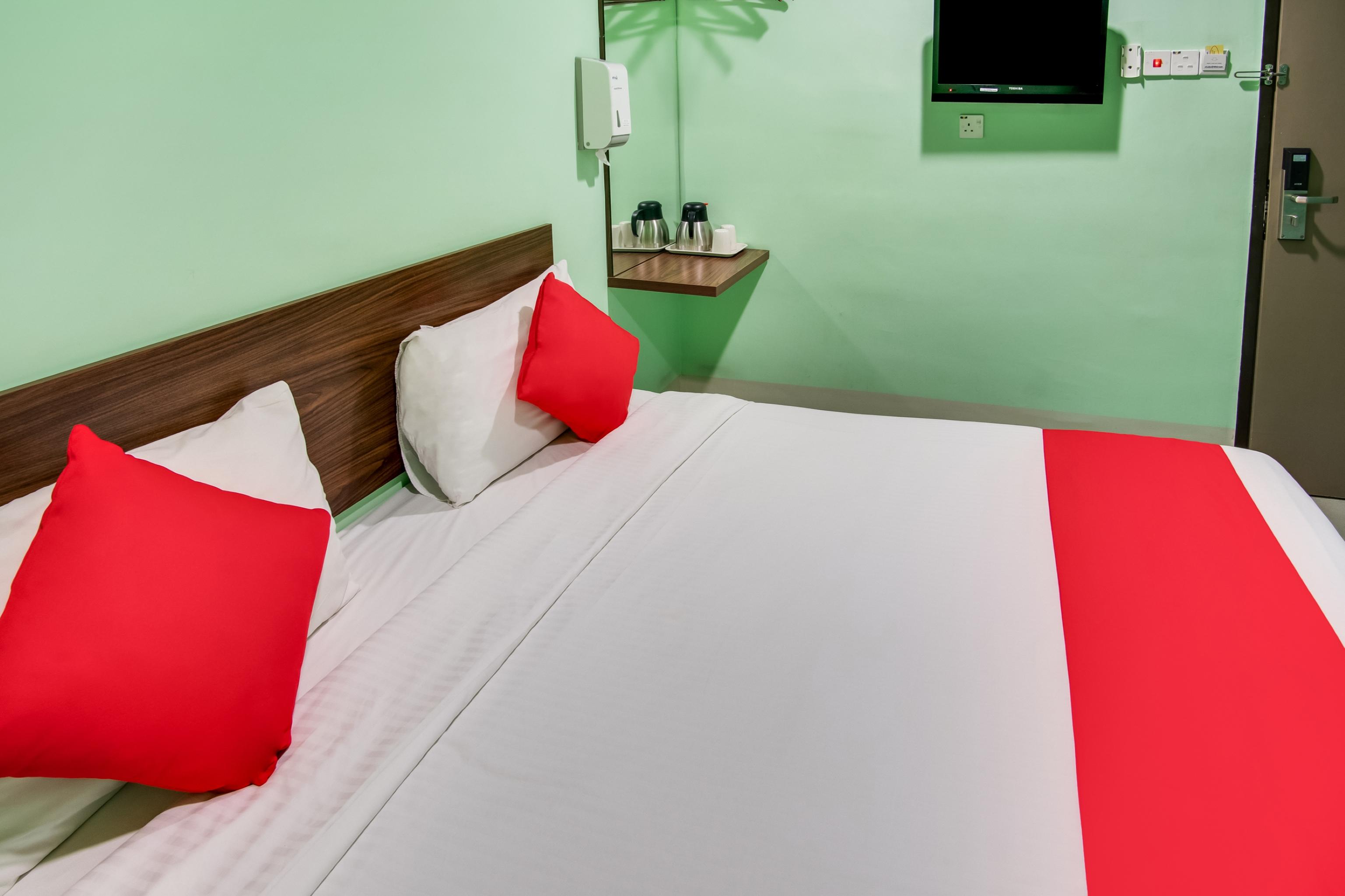 Oyo 89480 Dream House Hotel Skudai Buitenkant foto