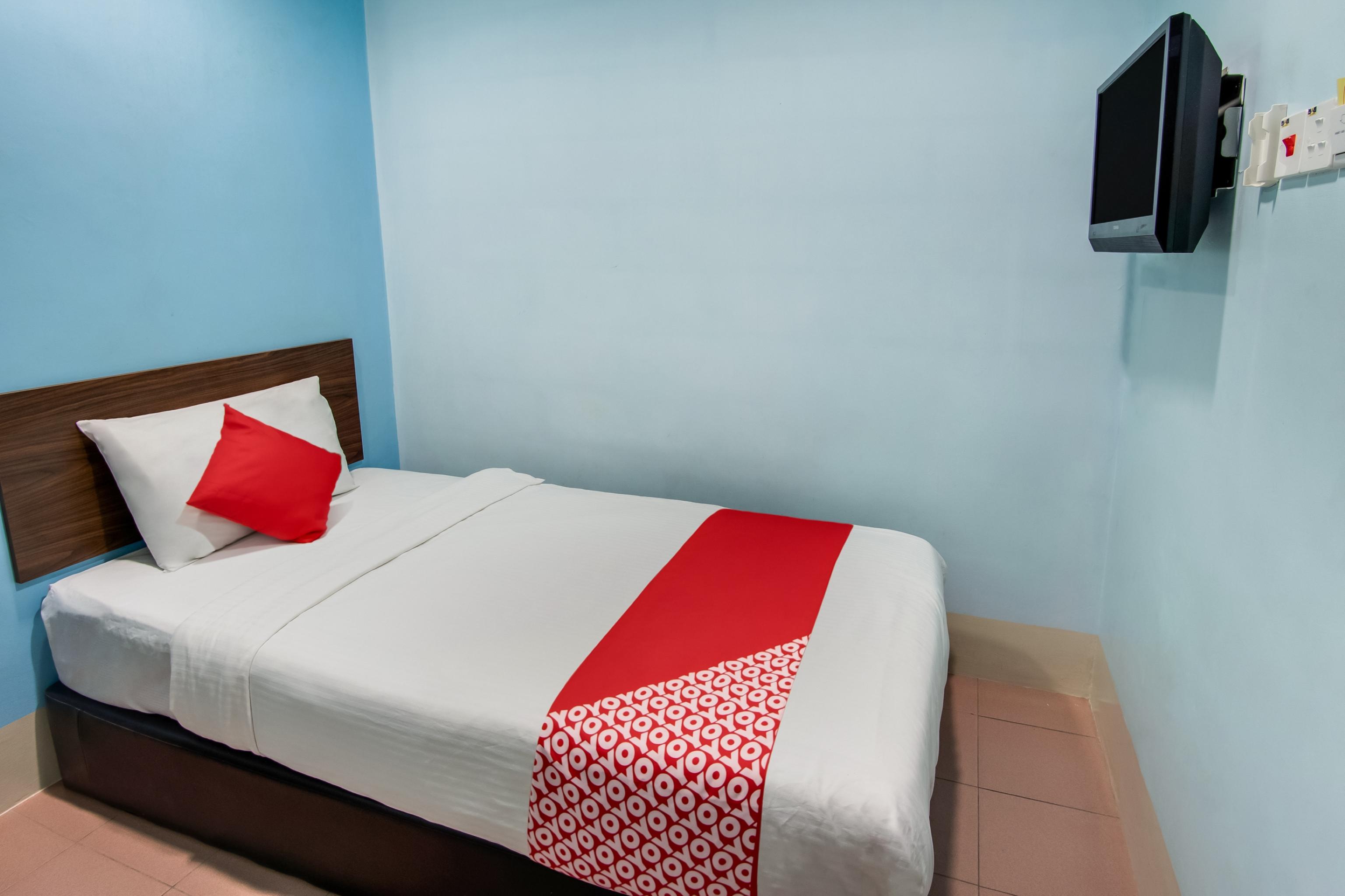 Oyo 89480 Dream House Hotel Skudai Buitenkant foto
