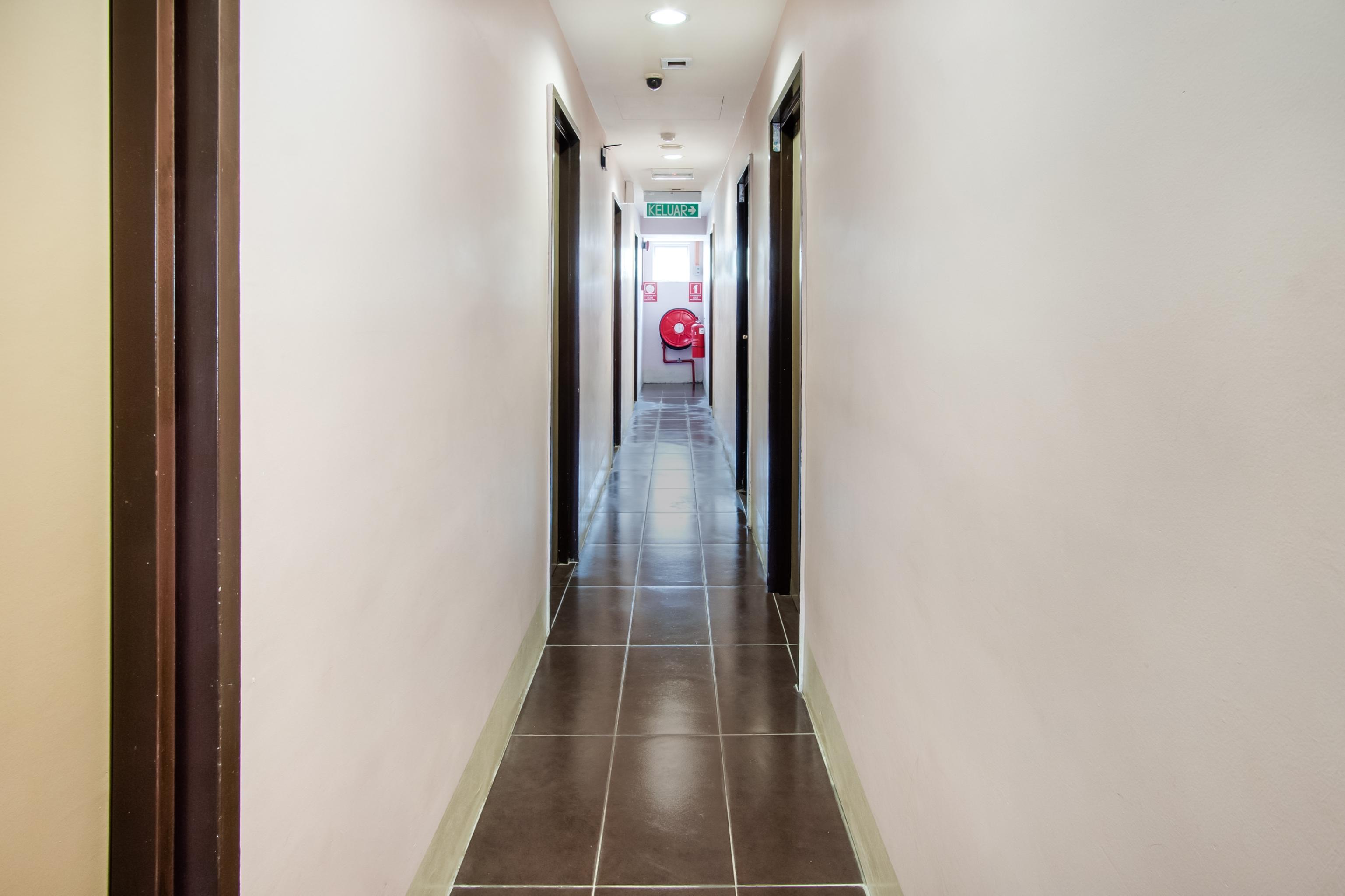 Oyo 89480 Dream House Hotel Skudai Buitenkant foto